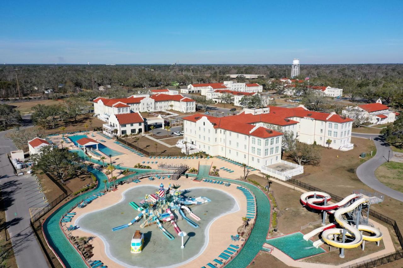 Centennial Plaza Resort غولفبورت المظهر الخارجي الصورة