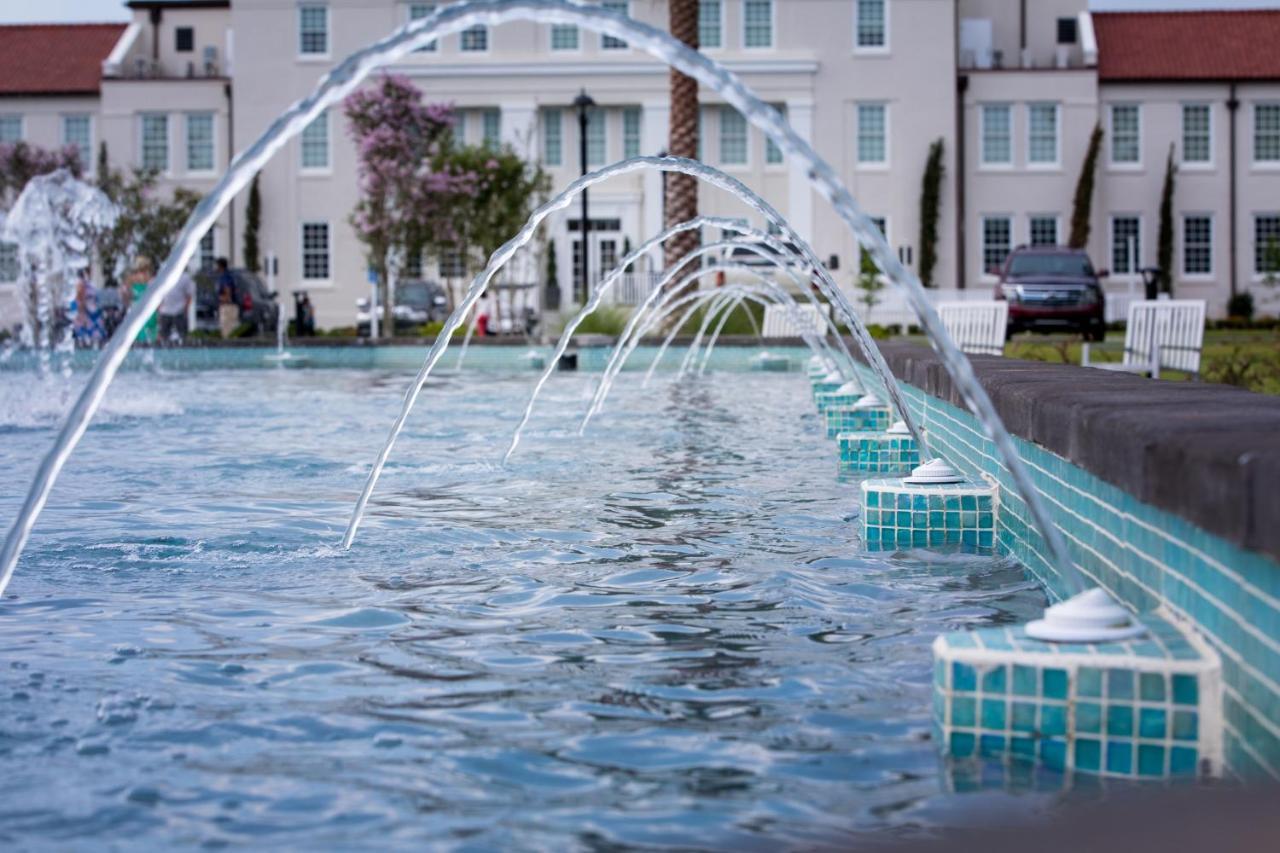 Centennial Plaza Resort غولفبورت المظهر الخارجي الصورة